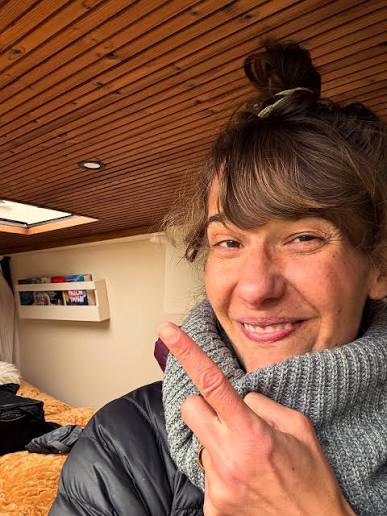 Aino Huilaja: Mtv-ankkurista Pakuelämään – Tietoinen Irtiotto Ja Uusi Arki Tien Päällä